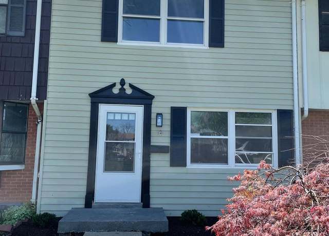 Property at 127 Cameron St, Berryville, VA 22611, 3 beds, 2 baths