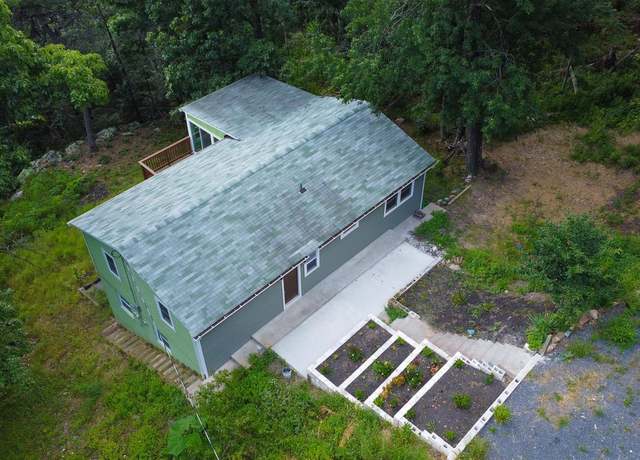 Property at 129 Jalapa Trl, Winchester, VA 22602, 3 beds, 2 baths