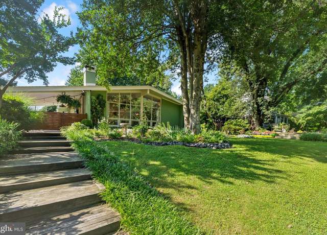 Property at 2307 Sherwood Hall Ln, Alexandria, VA 22306, 4 beds, 3 baths