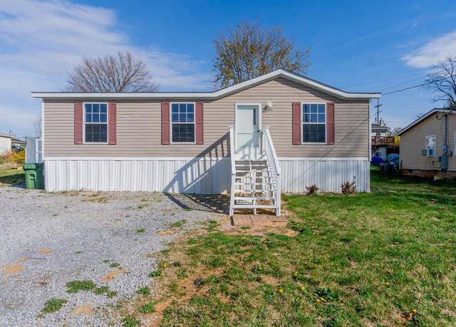 Property at 909 Carol Ave, Shenandoah, VA 22849, 3 beds, 2 baths