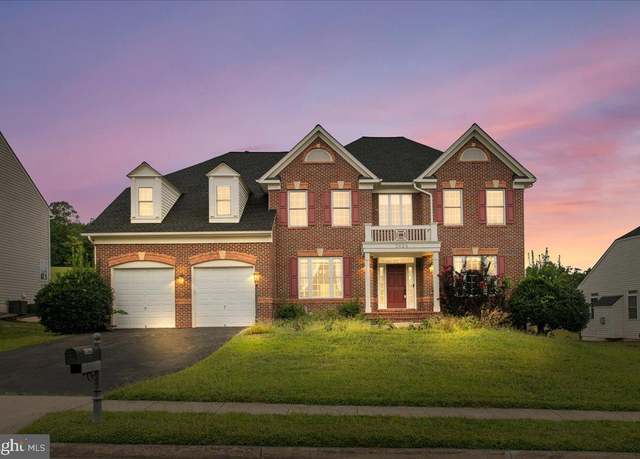 Property at 3629 Stonewall Manor Dr, Triangle, VA 22172, 5 beds, 4.5 baths