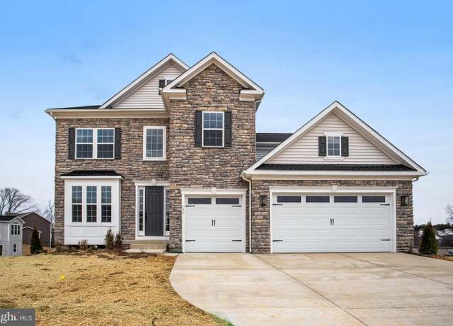 Property at 136 Marble Oak Dr, Fredericksburg, VA 22405, 6 beds, 5 baths