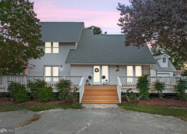 Property at 80 Potomac Ln, Colonial Beach, VA 22443, 3 beds, 2 baths