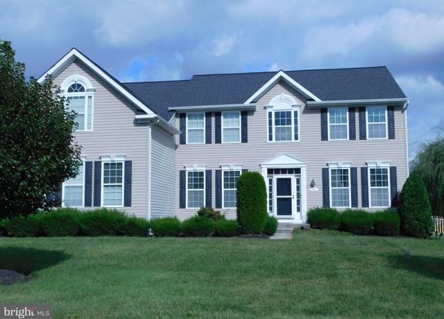 Property at 40 Loder Dr, Smyrna, DE 19977, 4 beds, 2.5 baths