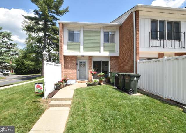 Property at 1 Dekalb Sq Unit D01, Newark, DE 19713, 2 beds, 1.5 baths