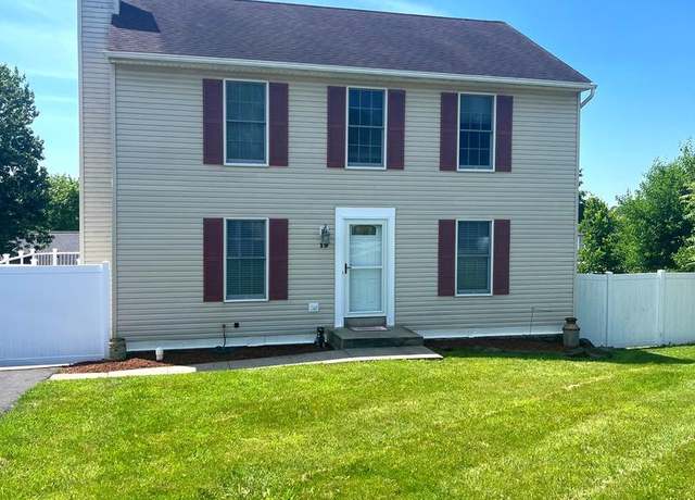 Property at 19 Zanella Dr, Emmitsburg, MD 21727, 4 beds, 3.5 baths