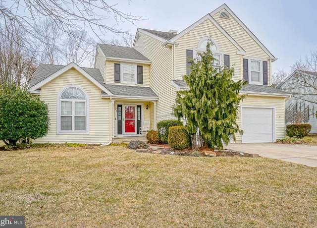 Property at 24 Harrogate Dr, Lumberton, NJ 08048, 4 beds, 2.5 baths