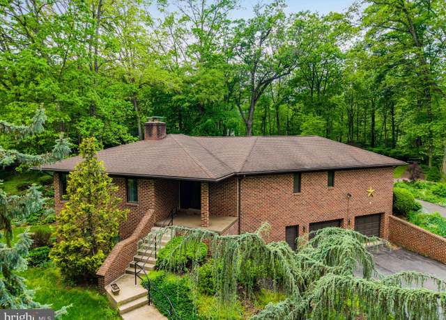 Property at 399 Barnstable Rd, Carlisle, PA 17015, 3 beds, 2.5 baths