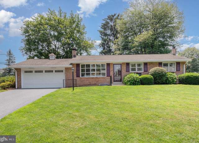 Property at 114 Brookside Ave, Hershey, PA 17033, 3 beds, 1.5 baths