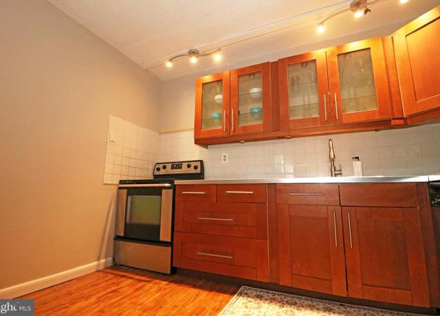 Property at 400 Glendale Rd Unit D50, Havertown, PA 19083, 2 beds, 2 baths