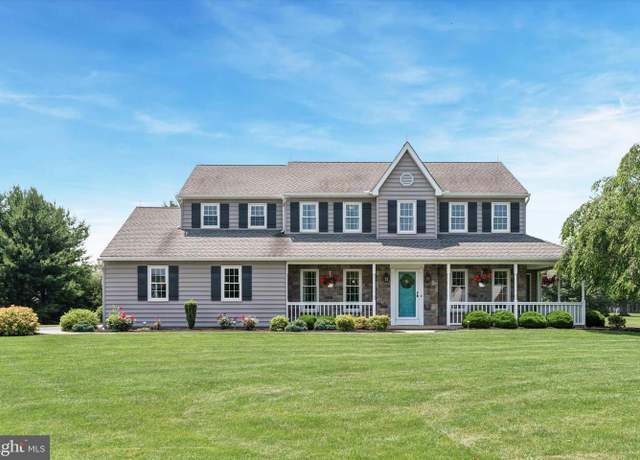 Property at 5790 Cedar Glen Dr, Narvon, PA 17555, 4 beds, 3 baths