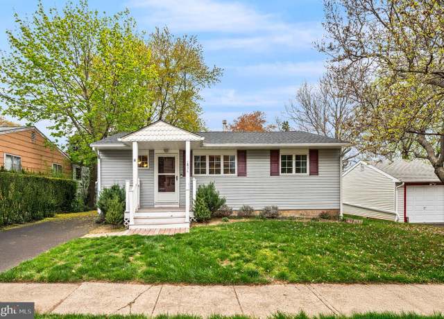 Property at 1834 Willard Ave, Willow Grove, PA 19090, 3 beds, 2 baths