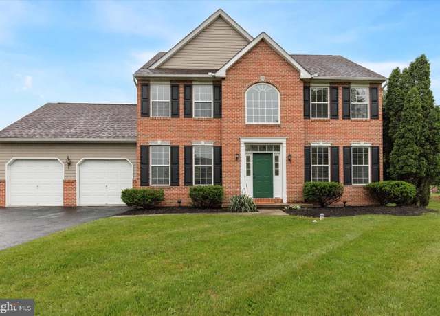 Property at 31 Country Dr, Pottstown, PA 19464, 4 beds, 2.5 baths