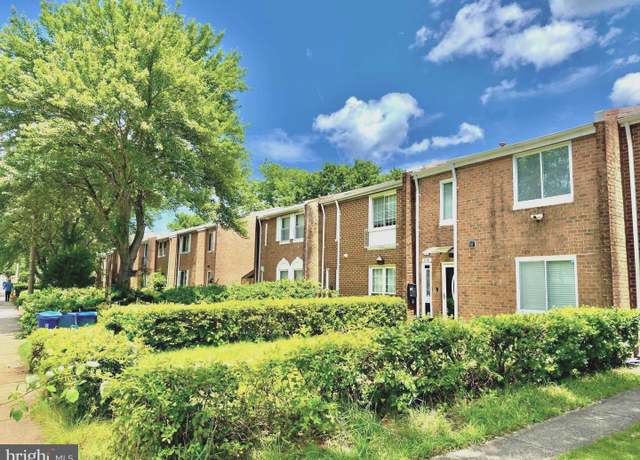 Property at 218 Stevenson Sq, Alexandria, VA 22304, 4 beds, 2 baths
