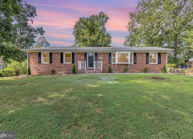 Property at 410 Deerwood Dr, Fredericksburg, VA 22401, 3 beds, 2 baths
