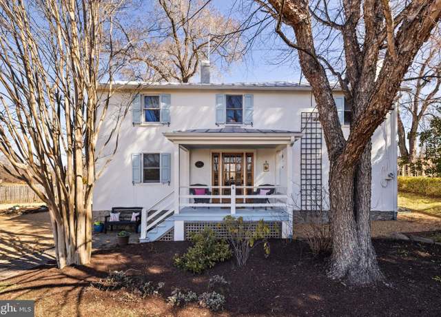 Property at 6592 Smitten Farm Ln, The Plains, VA 20198, 3 beds, 2 baths
