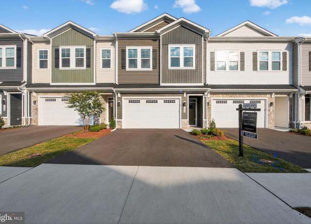 Property at 153 Leather Flower Dr, Lake Frederick, VA 22630, 4 beds, 3.5 baths