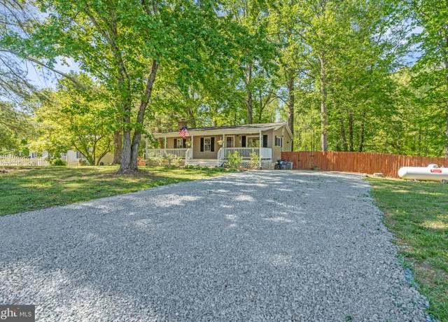 Property at 7 Hidden Lake Dr, Stafford, VA 22556, 4 beds, 2 baths