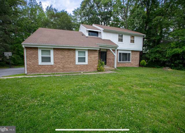 Property at 330 Troon Rd, Dover, DE 19904, 4 beds, 3.5 baths