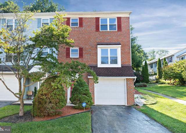 Property at 1 Carolina Ct, Wilmington, DE 19808, 3 beds, 2.5 baths