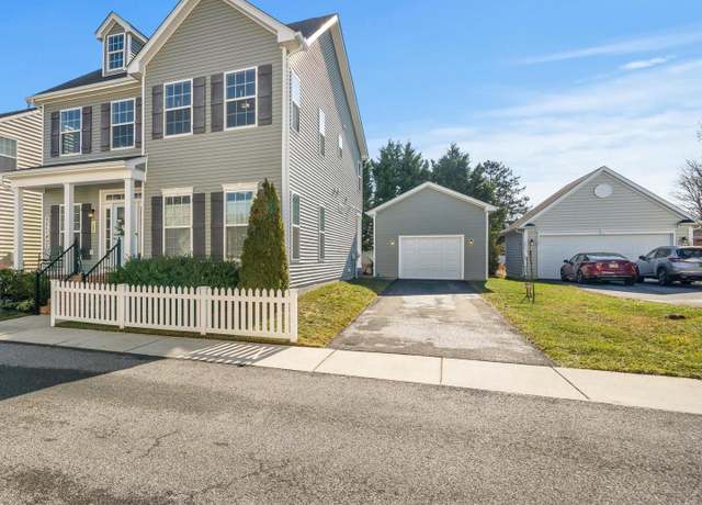 Property at 122 Horton Ln, Milton, DE 19968, 3 beds, 2.5 baths