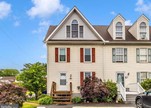 Property at 201 N 2nd St, Woodsboro, MD 21798, 3 beds, 2 baths