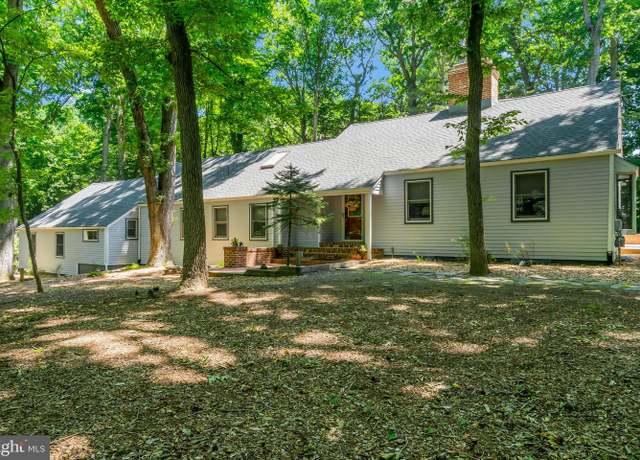 Property at 15 Dale Dr, Voorhees, NJ 08043, 4 beds, 2.5 baths
