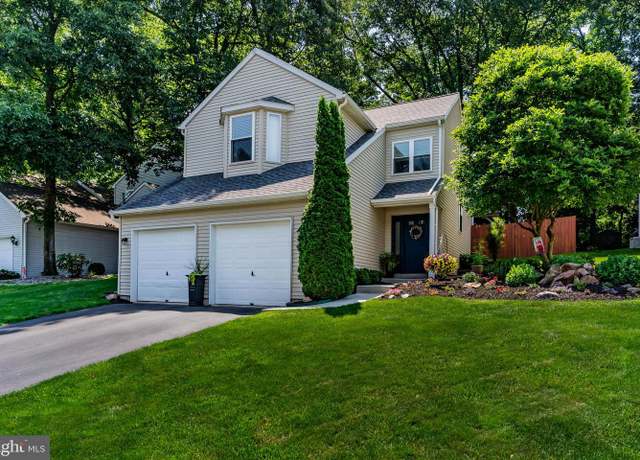Property at 6111 Summit Pointe Dr, Harrisburg, PA 17111, 3 beds, 2.5 baths