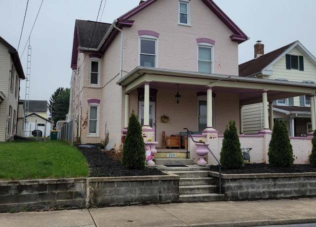 Property at 309 S Church St, Waynesboro, PA 17268, 4 beds, 2.5 baths