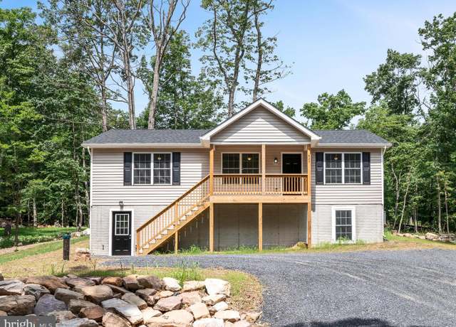 Property at 827 Panther Dr, Winchester, VA 22602, 3 beds, 2 baths