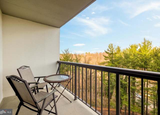 Property at 3800 Powell Ln #804, Falls Church, VA 22041, 2 beds, 2 baths