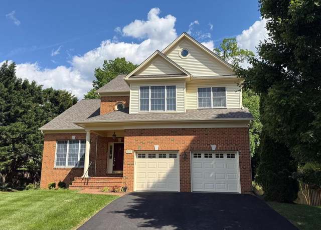 Property at 500 Roland St SW, Vienna, VA 22180, 5 beds, 4.5 baths