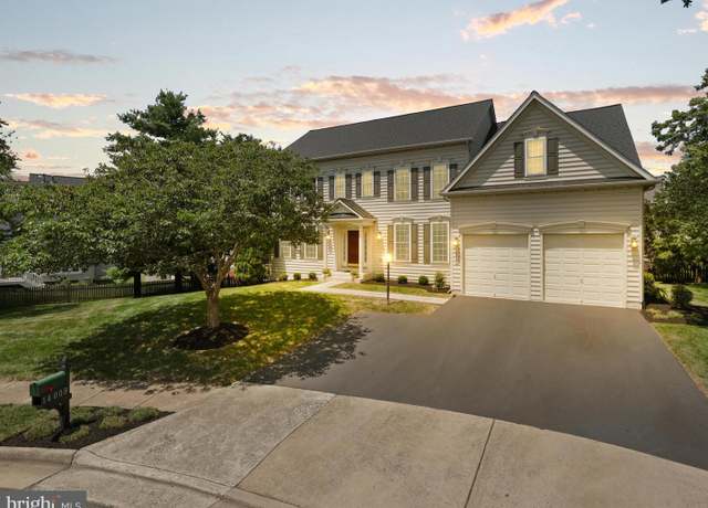 Property at 14008 Garrow Ct, Bristow, VA 20136, 5 beds, 4.5 baths