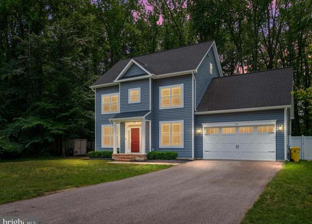 Property at 933 Winding Rd, Edgewater, MD 21037, 5 beds, 3.5 baths