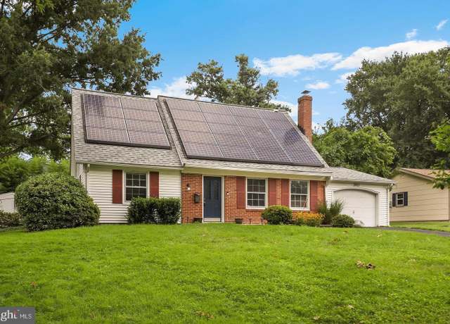 Property at 2912 Barrister Ln, Bowie, MD 20715, 4 beds, 2 baths
