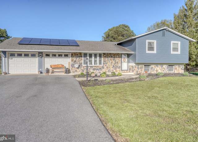 Property at 145 N Lake Dr, Stevensville, MD 21666, 5 beds, 3 baths