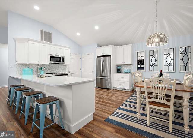 Property at 4 Abbey Cir, Ocean Pines, MD 21811, 3 beds, 2 baths