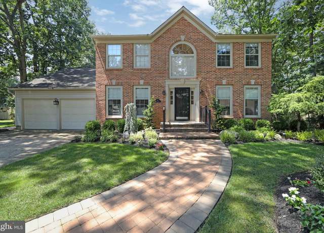 Property at 37 Regan Ln, Voorhees, NJ 08043, 4 beds, 2.5 baths