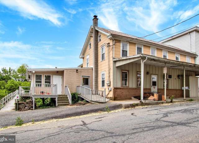 Property at 166 Tulpehocken St, Bernville, PA 19506, 6 beds, 3 baths