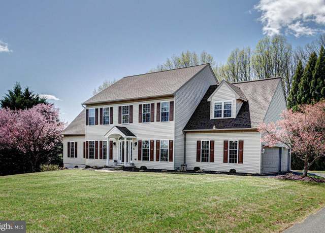 Property at 1118 Thunder Hl, Lincoln University, PA 19352, 4 beds, 2.5 baths