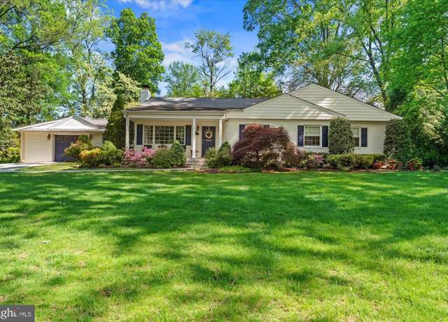 Property at 1104 Lyndale Dr, Alexandria, VA 22308, 4 beds, 4 baths