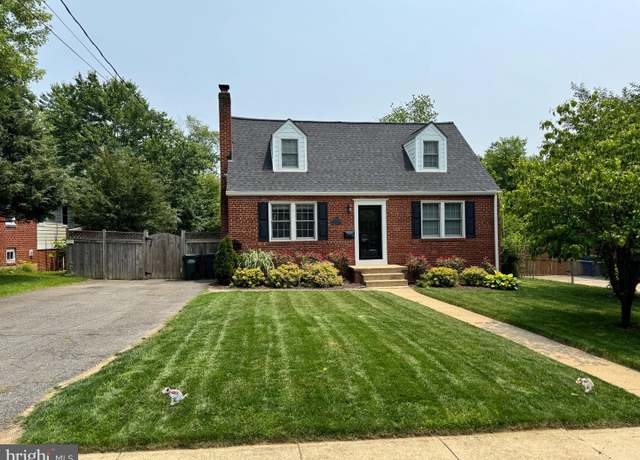 Property at 2907 Lawrence Dr, Falls Church, VA 22042, 3 beds, 3 baths