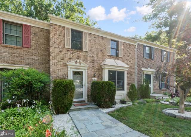 Property at 5997 Clerkenwell Ct, Burke, VA 22015, 3 beds, 3 baths