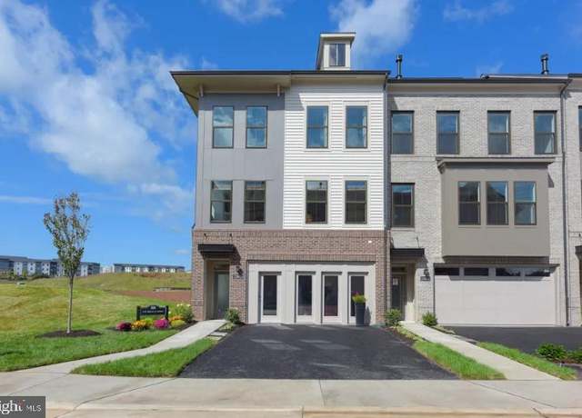 Property at 42972 Truman Ter, Ashburn, VA 20148, 3 beds, 3.5 baths