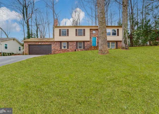 Property at 1137 Columbus Dr, Stafford, VA 22554, 4 beds, 3 baths