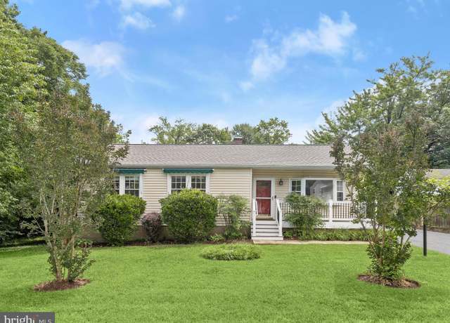 Property at 306 Elm St, Edgewater, MD 21037, 3 beds, 2 baths