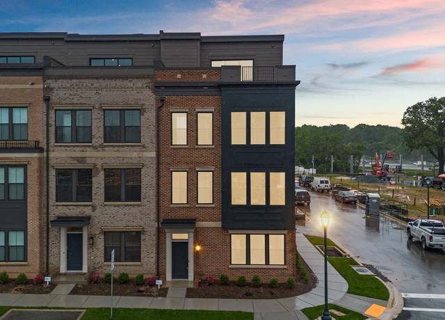 Property at 1121 Polaris Rd, Potomac, MD 20854, 4 beds, 4.5 baths