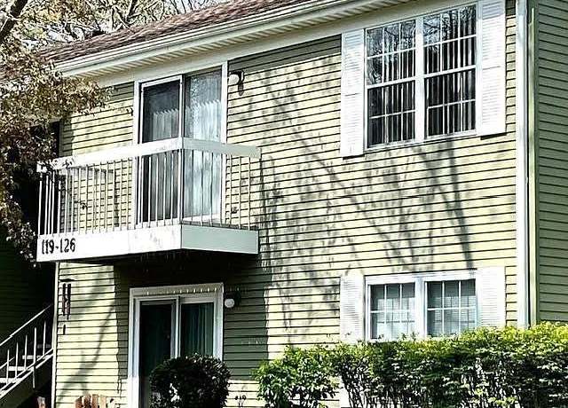 Property at 126 Club Pl #126, Absecon, NJ 08205, 2 beds, 1 bath