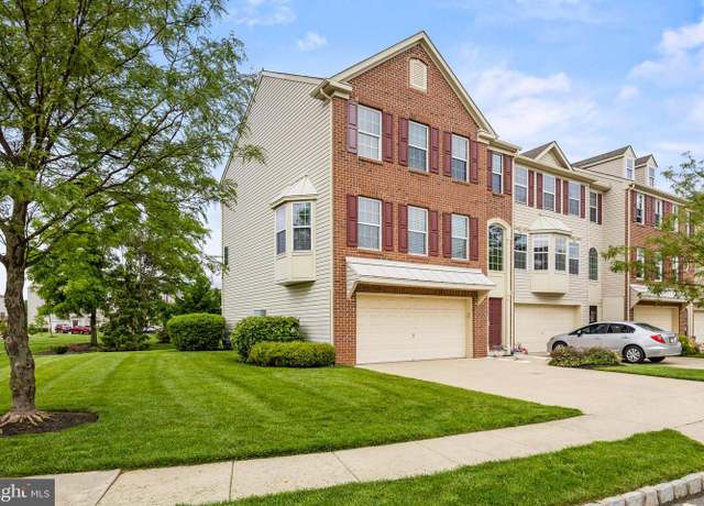 Property at 129 Helen Dr, Cinnaminson, NJ 08077, 3 beds, 2.5 baths