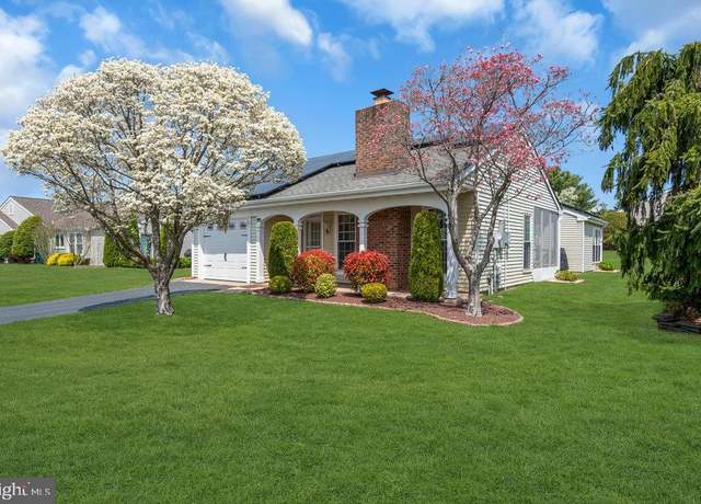 Property at 34 Wycombe Way, Manchester Township, NJ 08759, 2 beds, 2 baths
